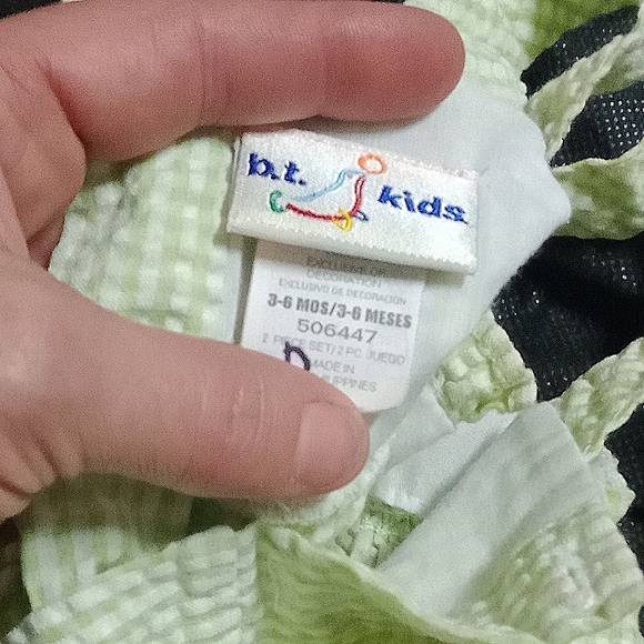 Romper and hat set - Picture 3 of 3